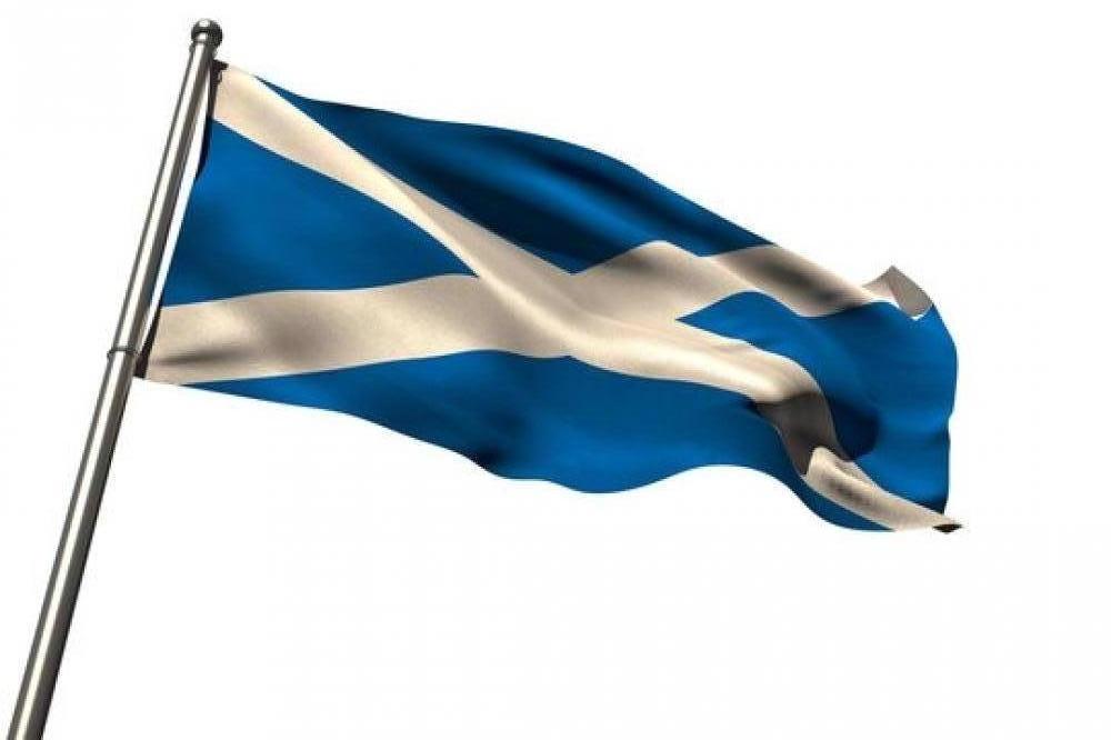 bagpipes scotland airport taxi